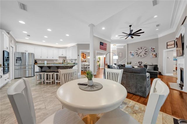 718 Natchez Trail Court, Mobile, AL 36609