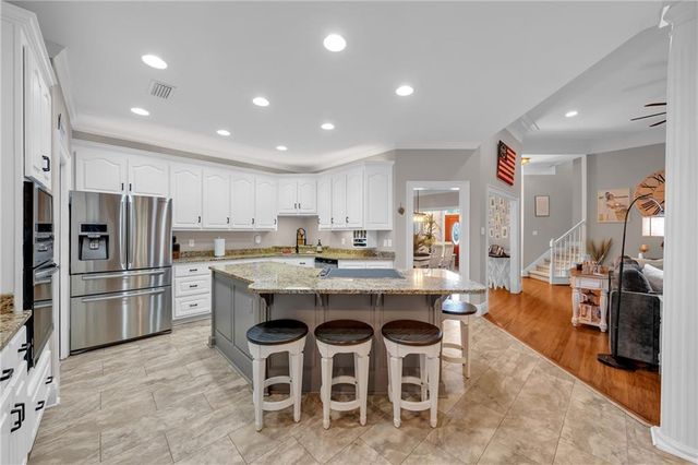 718 Natchez Trail Court, Mobile, AL 36609