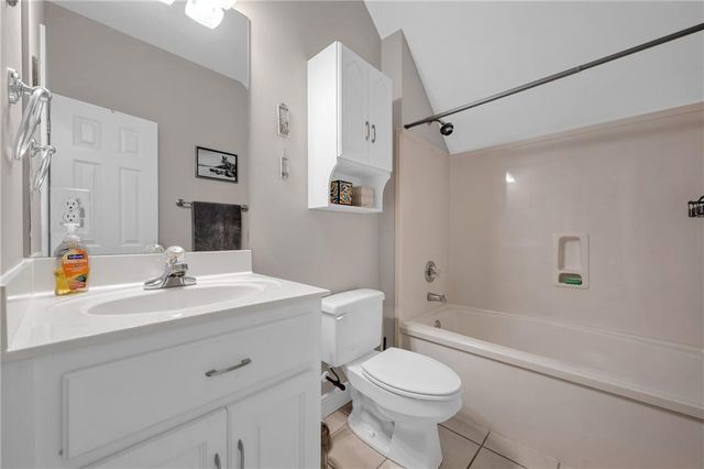 718 Natchez Trail Court, Mobile, AL 36609