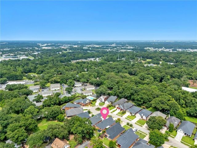 718 Natchez Trail Court, Mobile, AL 36609