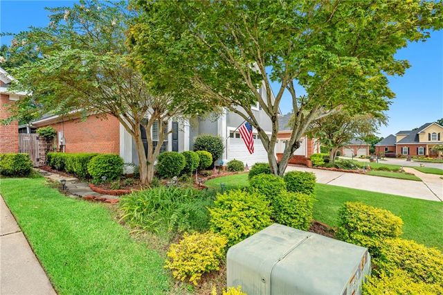 718 Natchez Trail Court, Mobile, AL 36609