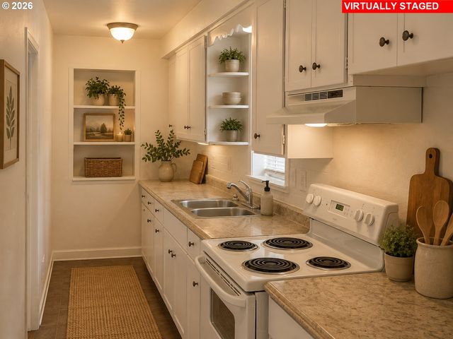 601 AYERS St, Kelso, WA 98626