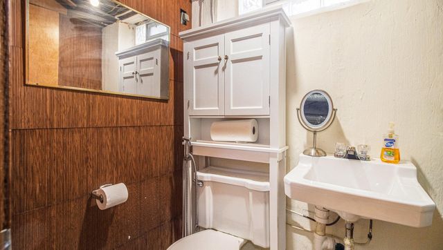 3756 Grindley Park Street, Dearborn, MI 48124