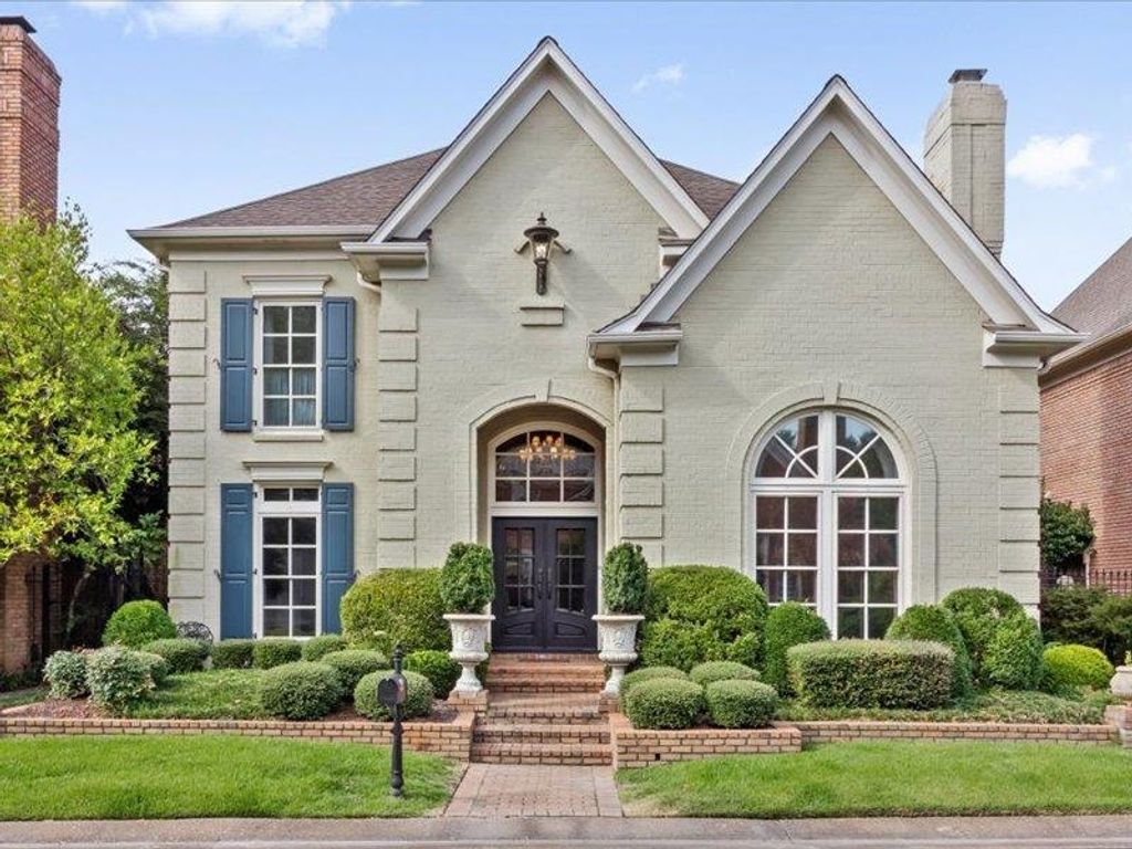 929 E RIVERWALK DR, Memphis, TN 38120