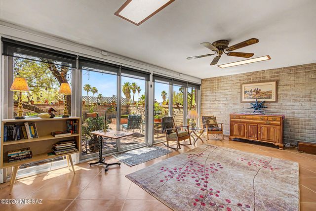 8421 N Vía Tioga, Tucson, AZ 85704
