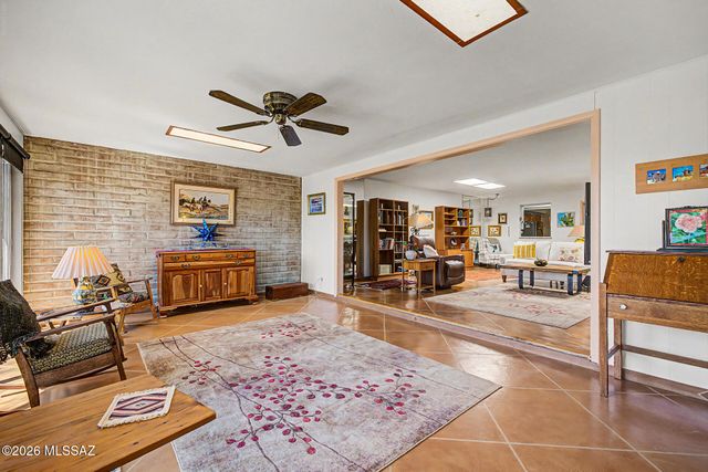 8421 N Vía Tioga, Tucson, AZ 85704