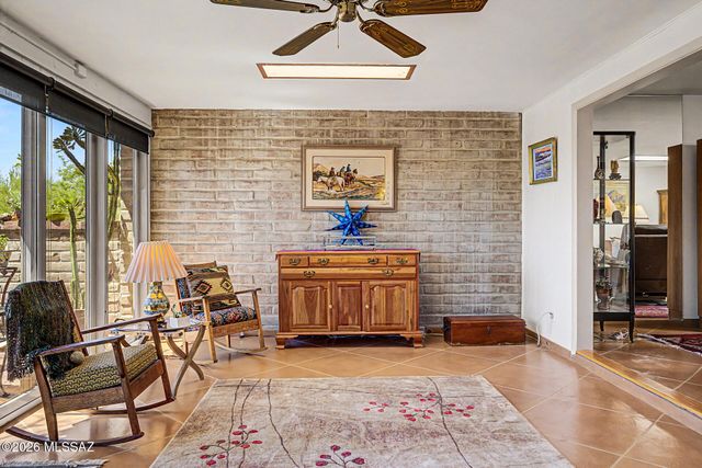 8421 N Vía Tioga, Tucson, AZ 85704
