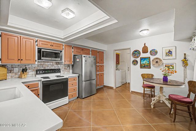 8421 N Vía Tioga, Tucson, AZ 85704