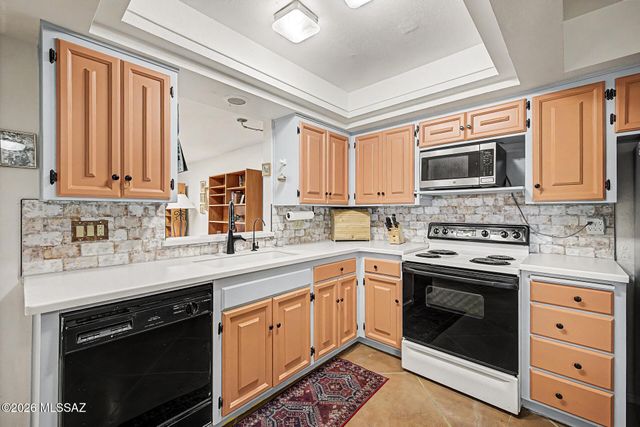 8421 N Vía Tioga, Tucson, AZ 85704