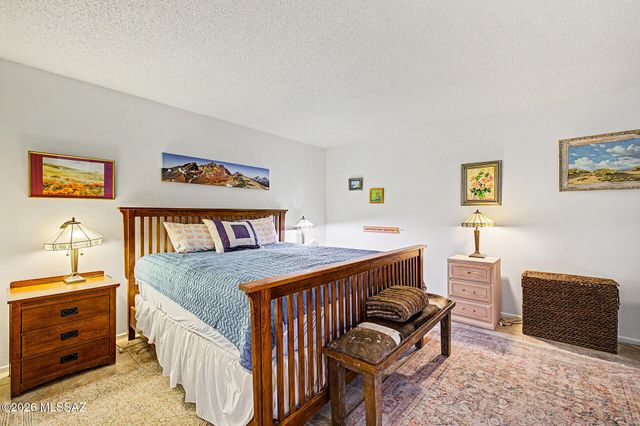 8421 N Vía Tioga, Tucson, AZ 85704