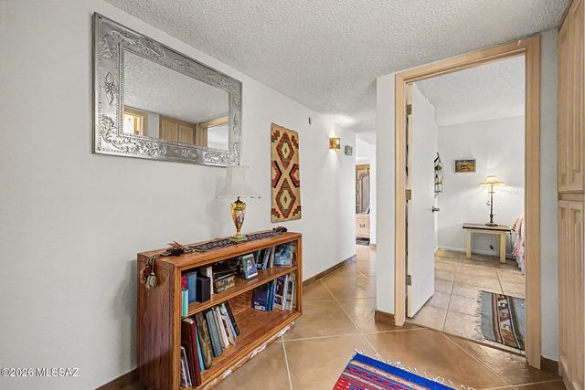 8421 N Vía Tioga, Tucson, AZ 85704