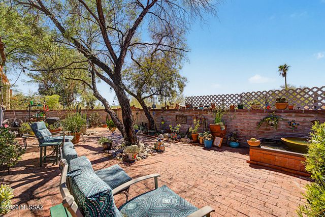 8421 N Vía Tioga, Tucson, AZ 85704