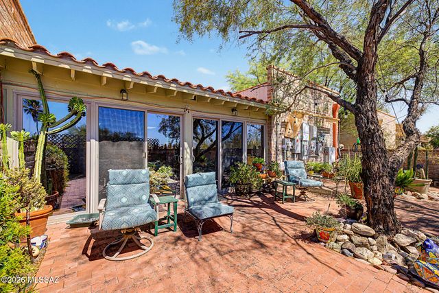 8421 N Vía Tioga, Tucson, AZ 85704