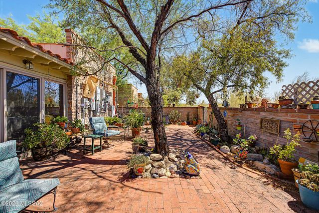 8421 N Vía Tioga, Tucson, AZ 85704
