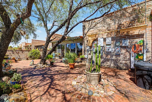 8421 N Vía Tioga, Tucson, AZ 85704