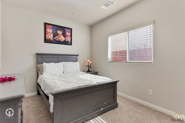 9130 Almond Creek Drive, Bakersfield, CA 93311