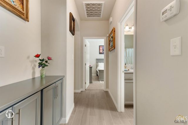 9130 Almond Creek Drive, Bakersfield, CA 93311