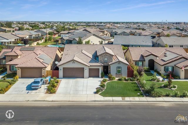 9130 Almond Creek Drive, Bakersfield, CA 93311