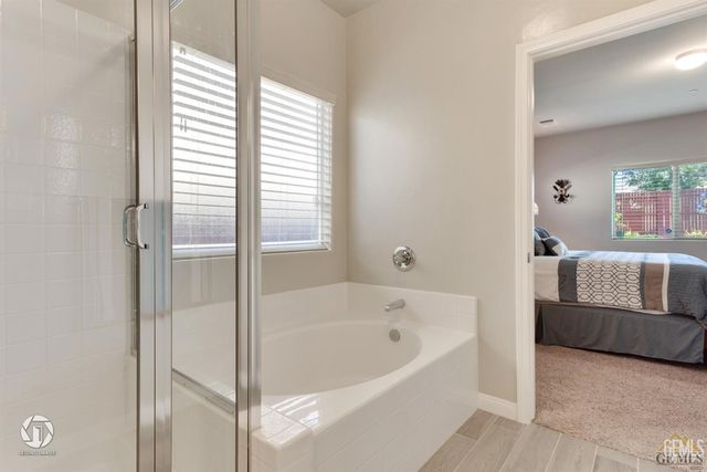 9130 Almond Creek Drive, Bakersfield, CA 93311