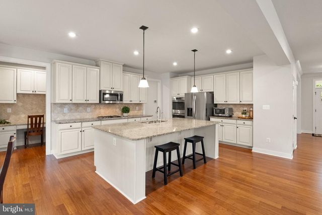 7483 LAKE WILLOW CT, Warrenton, VA 20187