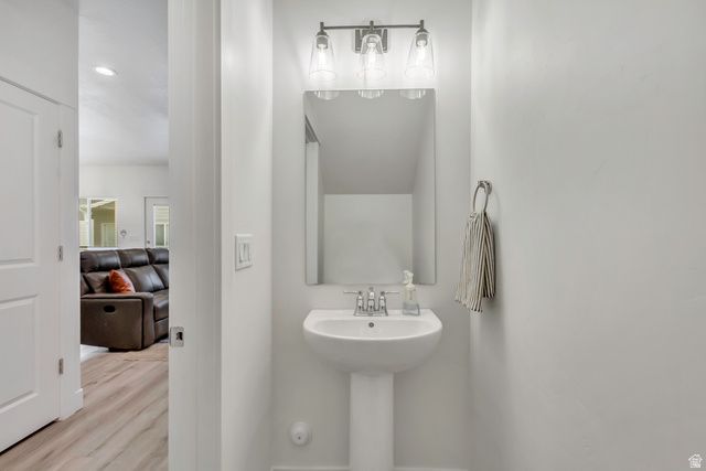 2079 W 1715 CT, West Haven, UT 84401