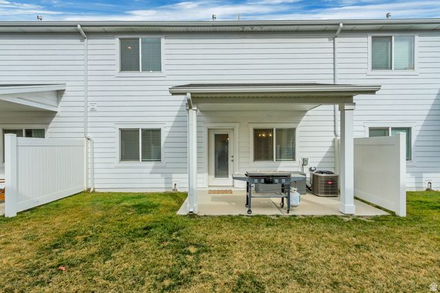 2079 W 1715 CT, West Haven, UT 84401