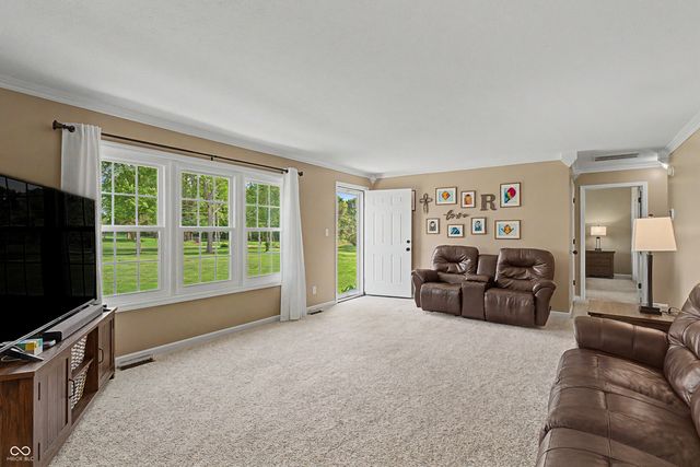 11975 E Legal Tender Road, Columbus, IN 47203