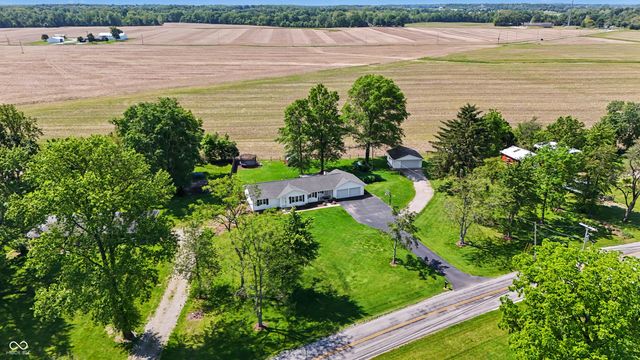 11975 E Legal Tender Road, Columbus, IN 47203