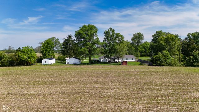 11975 E Legal Tender Road, Columbus, IN 47203