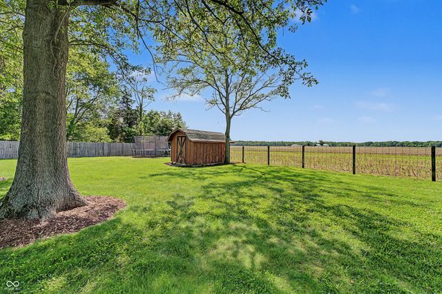 11975 E Legal Tender Road, Columbus, IN 47203