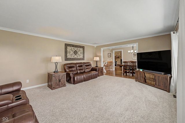 11975 E Legal Tender Road, Columbus, IN 47203