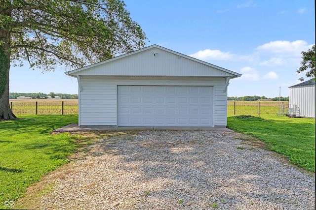 11975 E Legal Tender Road, Columbus, IN 47203
