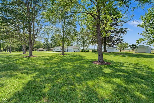 11975 E Legal Tender Road, Columbus, IN 47203