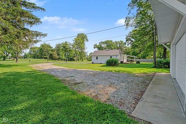 11975 E Legal Tender Road, Columbus, IN 47203