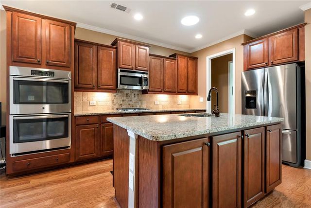 3450 Locust Cove Road, Gainesville, GA 30504