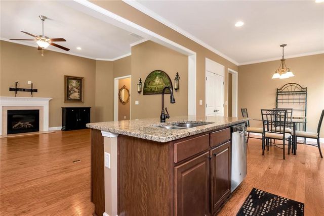 3450 Locust Cove Road, Gainesville, GA 30504
