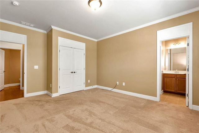 3450 Locust Cove Road, Gainesville, GA 30504