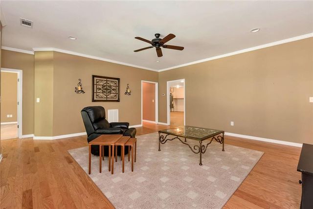 3450 Locust Cove Road, Gainesville, GA 30504