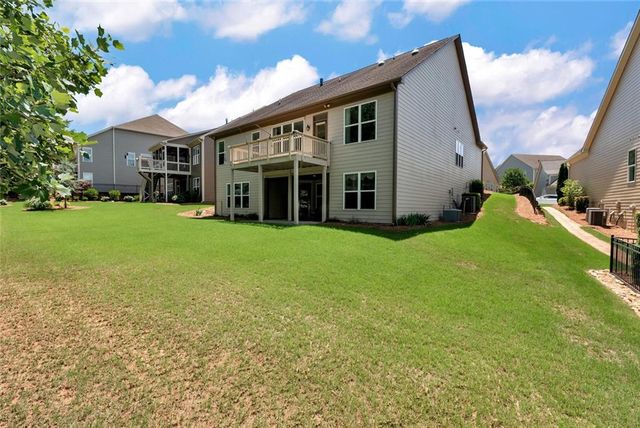 3450 Locust Cove Road, Gainesville, GA 30504