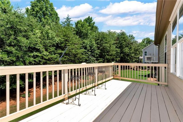 3450 Locust Cove Road, Gainesville, GA 30504