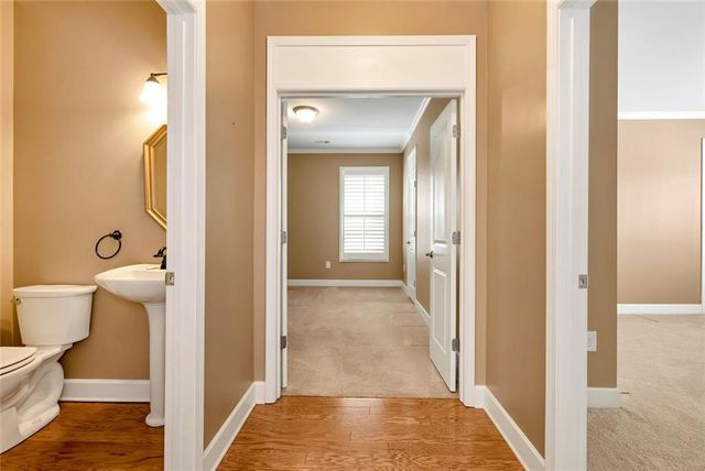 3450 Locust Cove Road, Gainesville, GA 30504