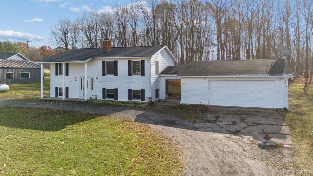8603 Killinger Road, Conway Township, MI 48836