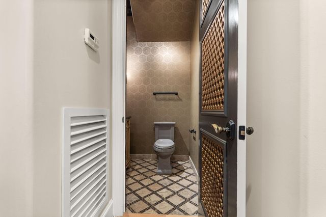 2905 Plumb Street, West University Place, TX 77005