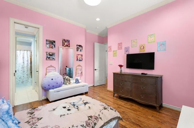 2905 Plumb Street, West University Place, TX 77005