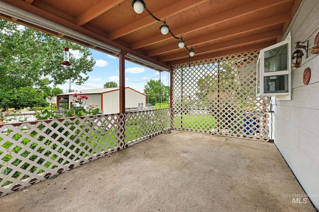 3305 S Beverly St, Boise, ID 83709