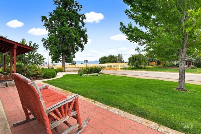 3305 S Beverly St, Boise, ID 83709