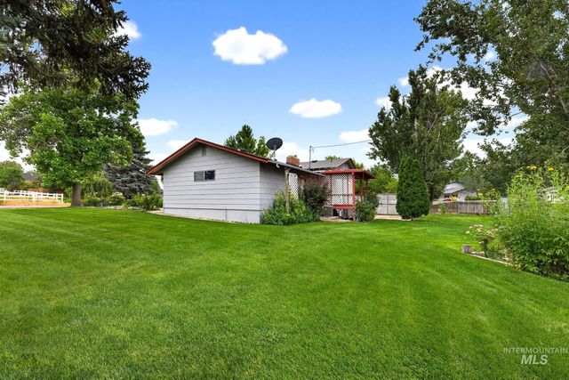 3305 S Beverly St, Boise, ID 83709