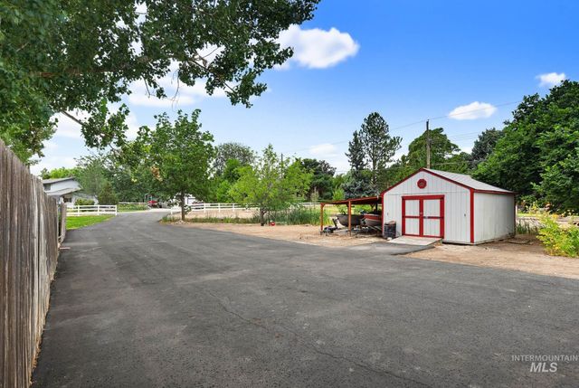 3305 S Beverly St, Boise, ID 83709