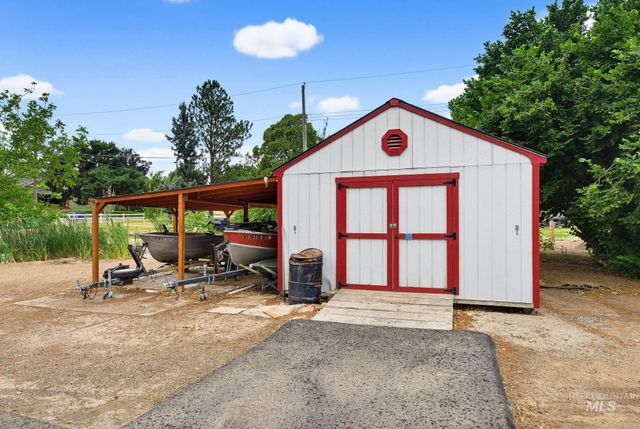 3305 S Beverly St, Boise, ID 83709
