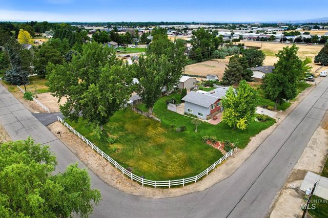 3305 S Beverly St, Boise, ID 83709